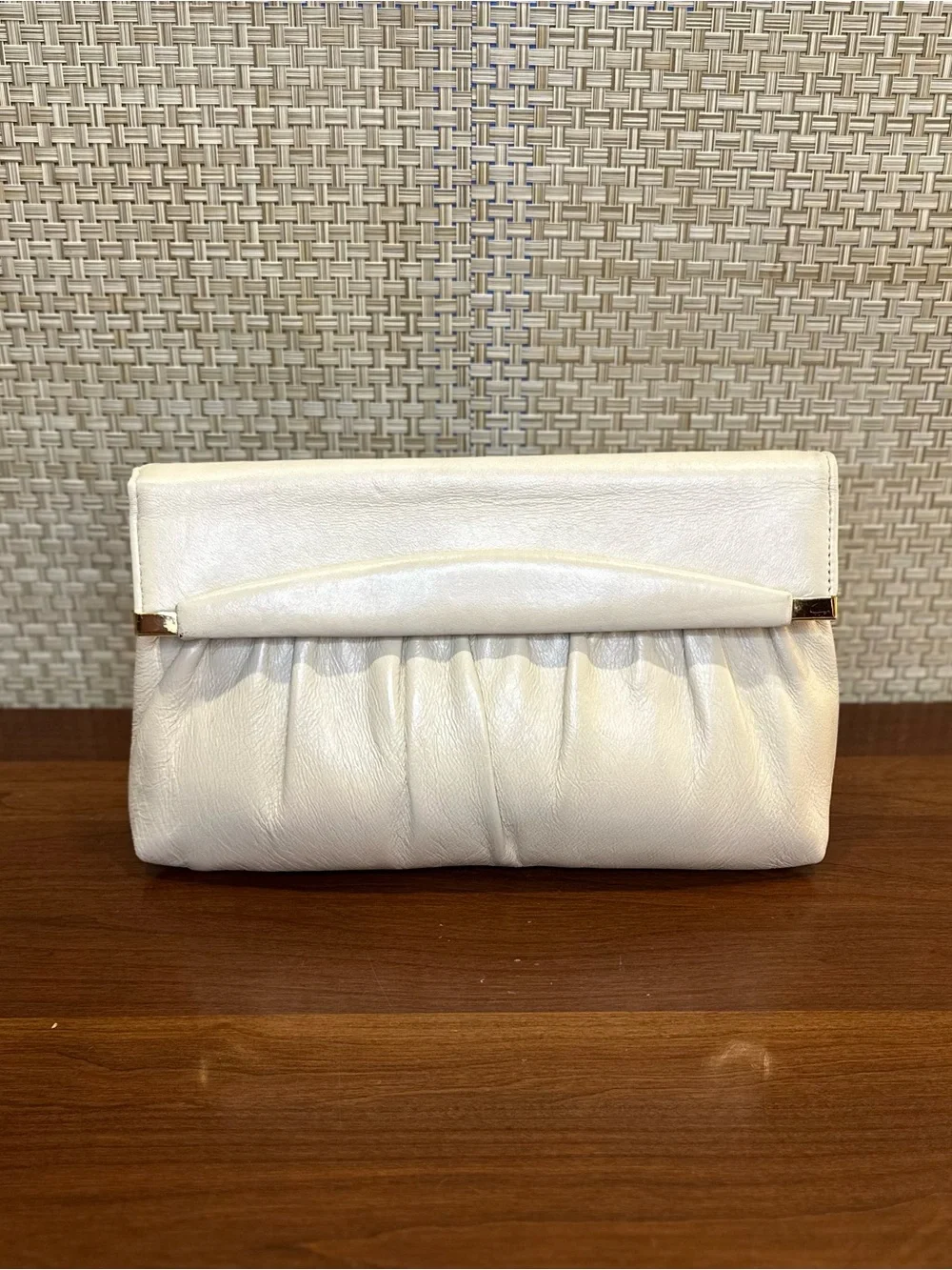 VTG 1970s Ivory Ruched Convertible Envelope Evening Clutch Gold Tone Chain